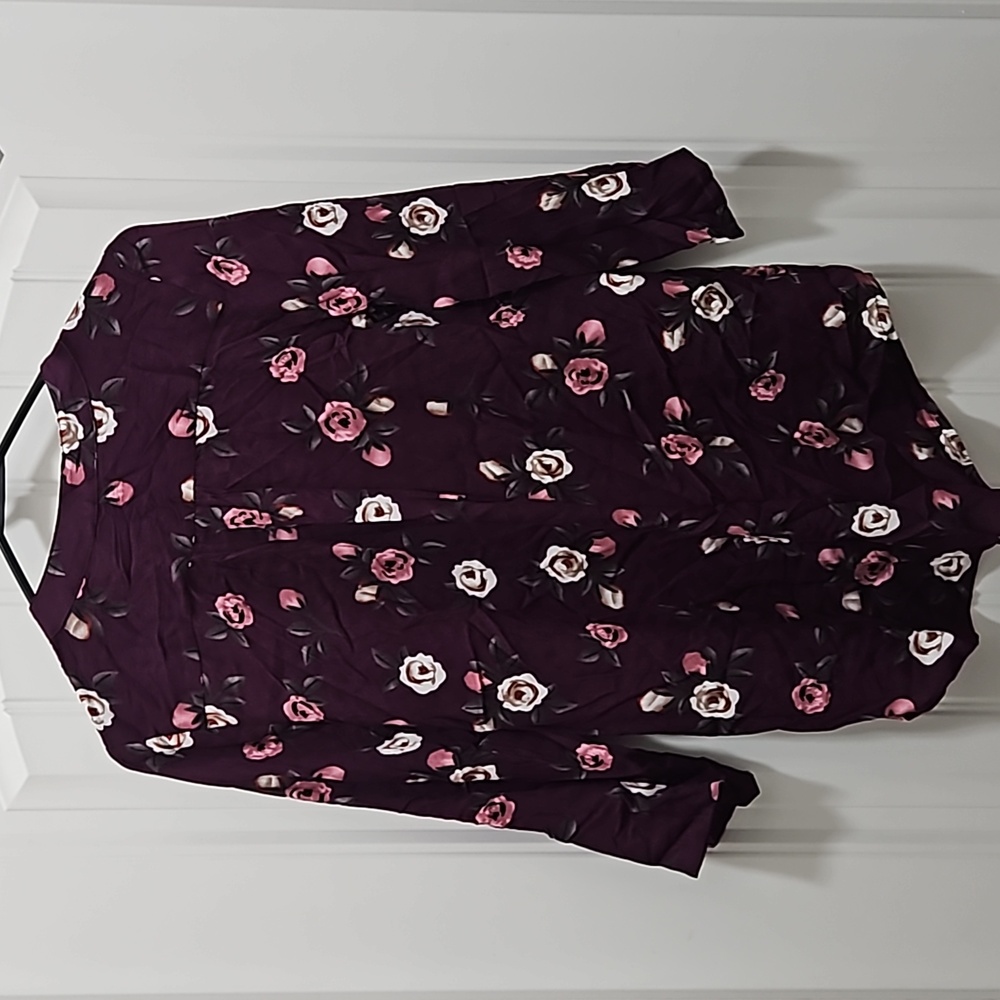 Monday Fun Stitch Fix Hi-Low Floral Blouse Top - Picture 6 of 7